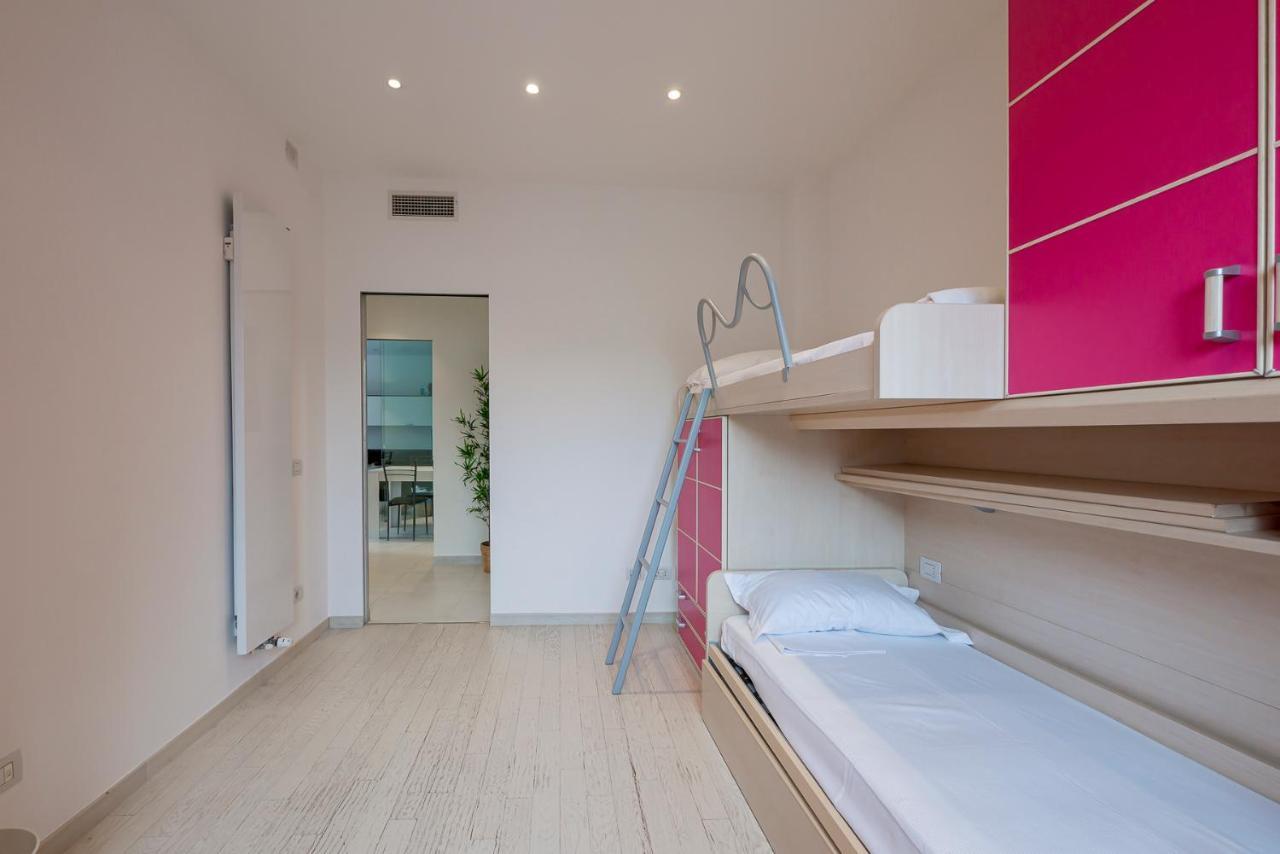 Ihost - Tito Livio 20 * Mailand