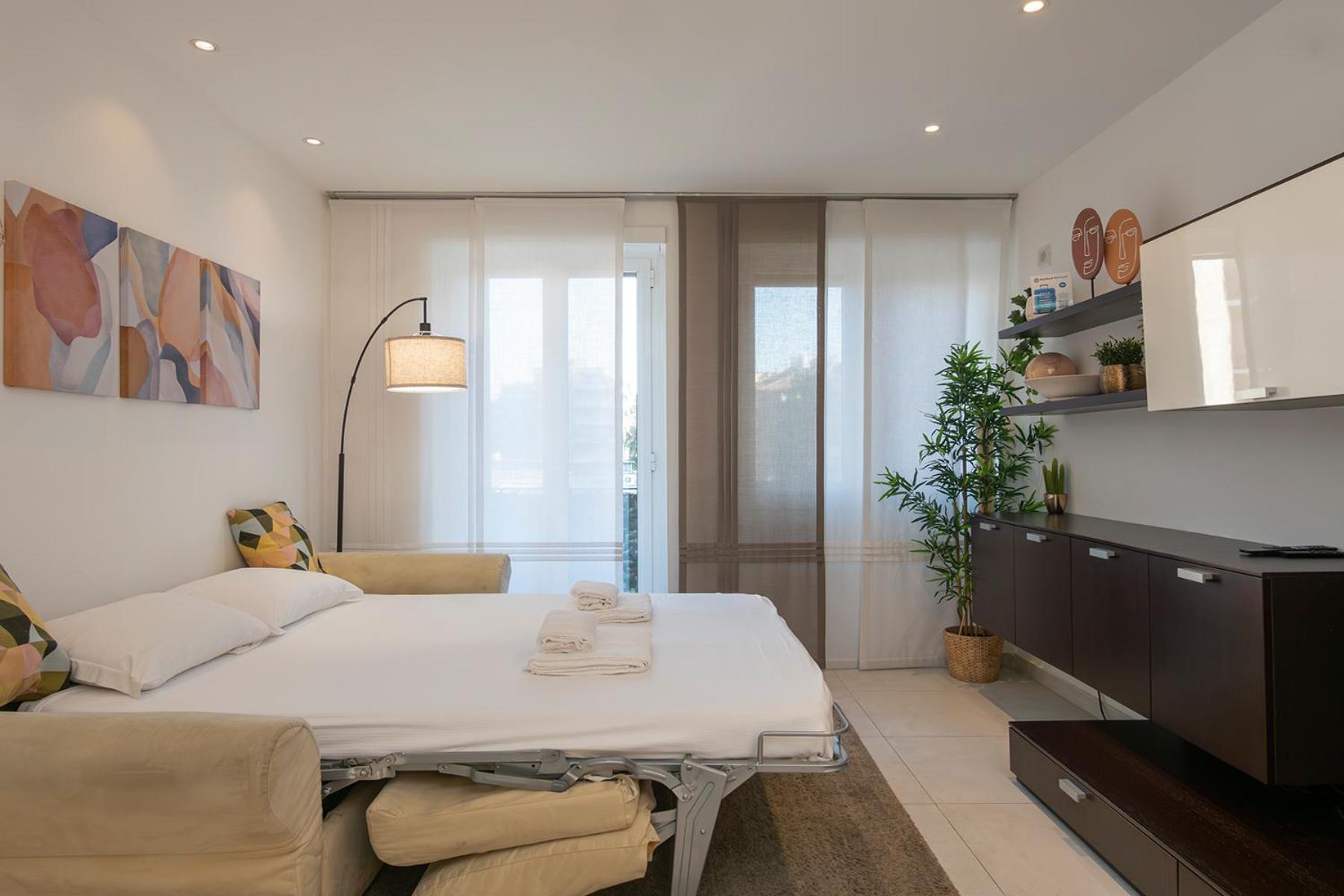 Ihost - Tito Livio 20 * Mailand